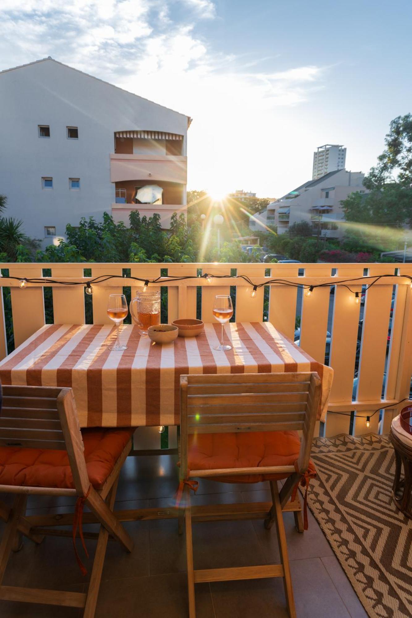 Appart Cosy, Piscine, Clim, Parking Prive - Proche Plage - Arrivee Autonome - Lit Queen Size Ла-Сейн-сюр-Мер Екстер'єр фото